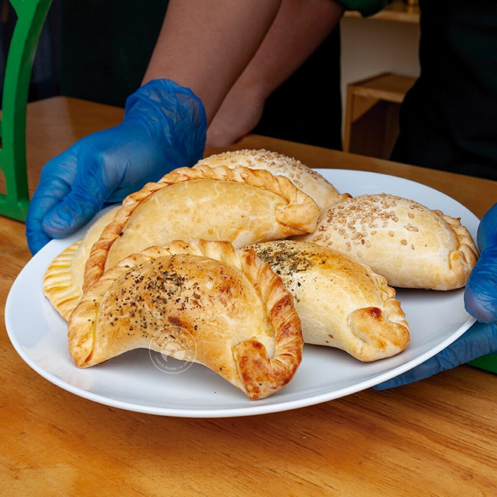 empanada combi